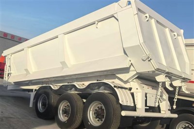 Camion-benne en forme de U à cylindre hydraulique